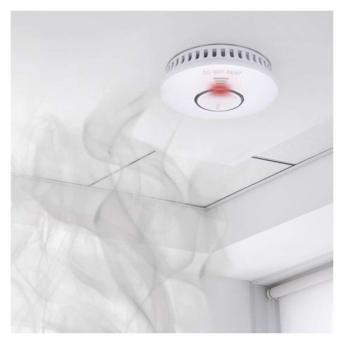 Rilevatore EMOS attivo in presenza di fumo con allarme acceso