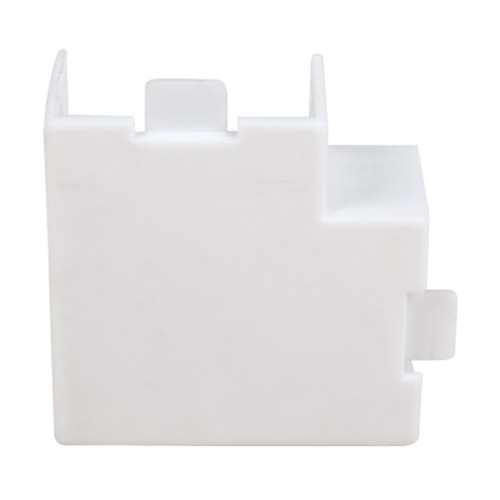 Angolo ad 'L' Canalina Bianco Emark 56215101, dimensioni 15x10 mm, materiale resistente.