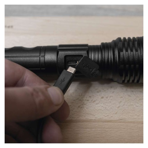 Torcia LED Ricaricabile in Metallo...