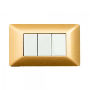 placca 3 moduli oro compatibile Matix