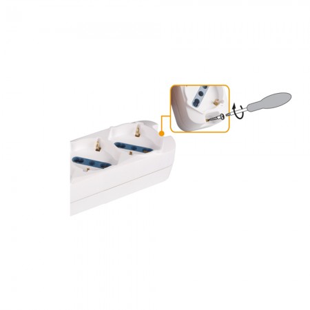 Multipresa Nera 4 Posti con Interruttore, 4 Prese Universali, Cavo 1,5m | Ecova 30097N