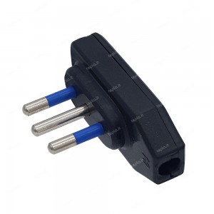 Spina Piatta Nera 10A 2P+T: perfetta per cablaggi domestici, perni rimovibili.