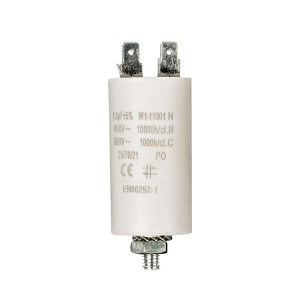 CONDENSATORE 1,5 uF 450V...