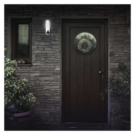 Lampada Telecamera Esterno WiFi EMOS GoSmart IP-300 TORCH Bianca: Sicurezza e Controllo Smart