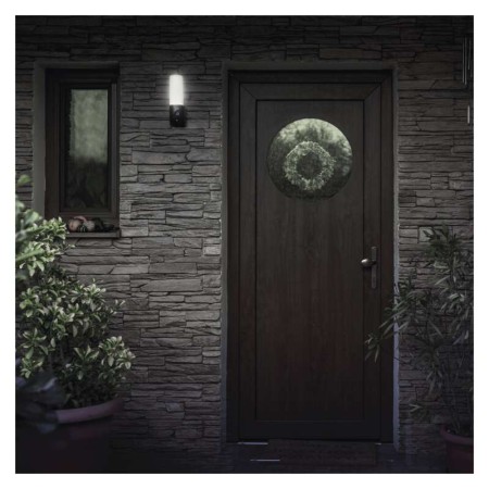 Lampada Telecamera Esterno WiFi EMOS GoSmart IP-300 TORCH Nera: Sicurezza e Controllo Smart