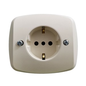 PRESA SCHUKO 2P 16A AVORIO...