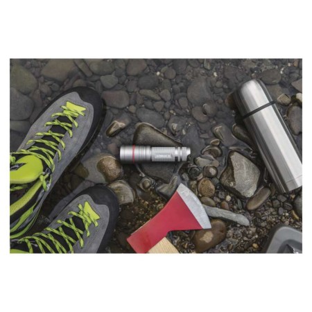 Torcia Ultibright 70 CREE XP-G2 S3 340lm IP65: Luminosità e Resistenza | EMOS P3170